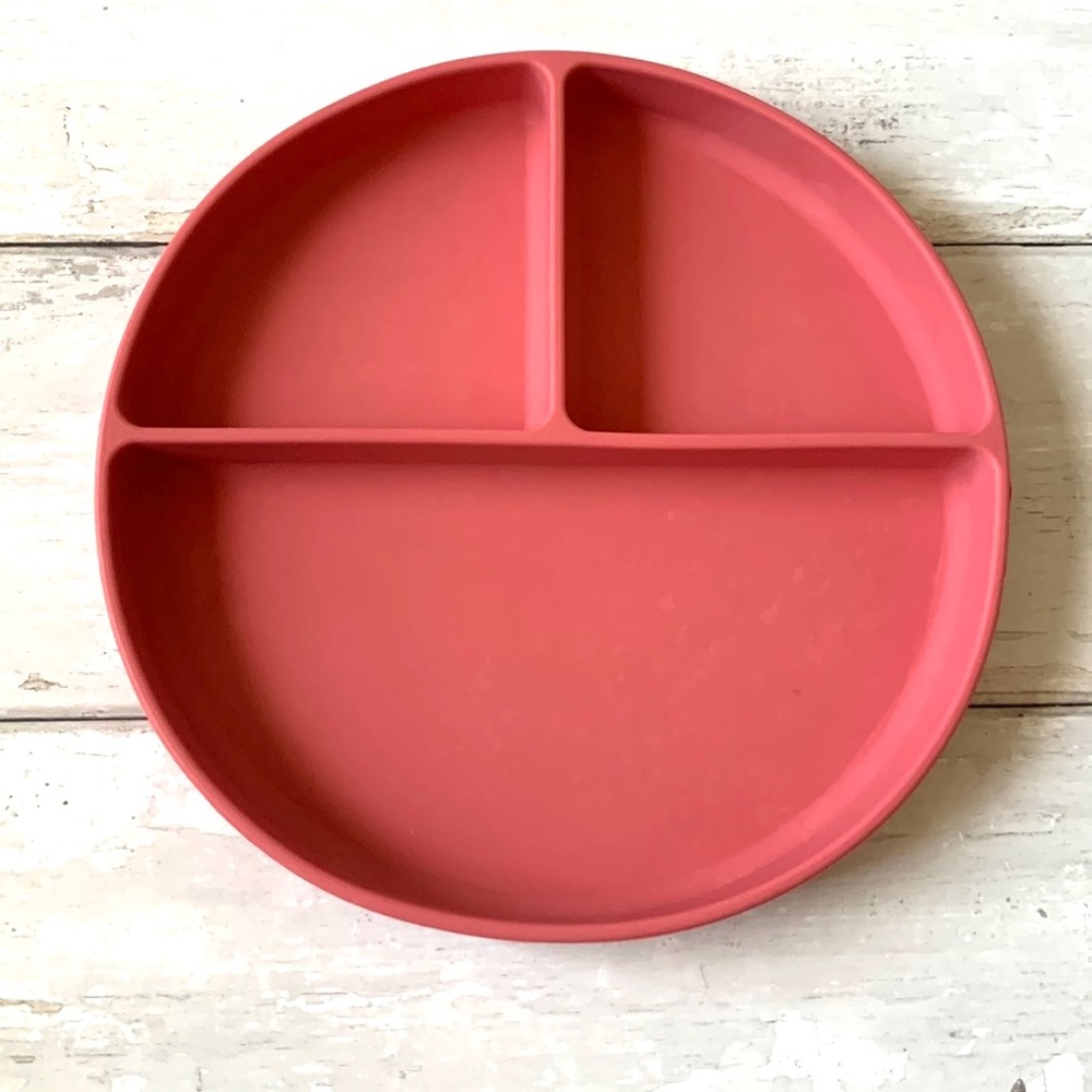 Mushie Kids Suction Plate Rose Pink Silicone Divided 8in Plate Girls Toddler NEW